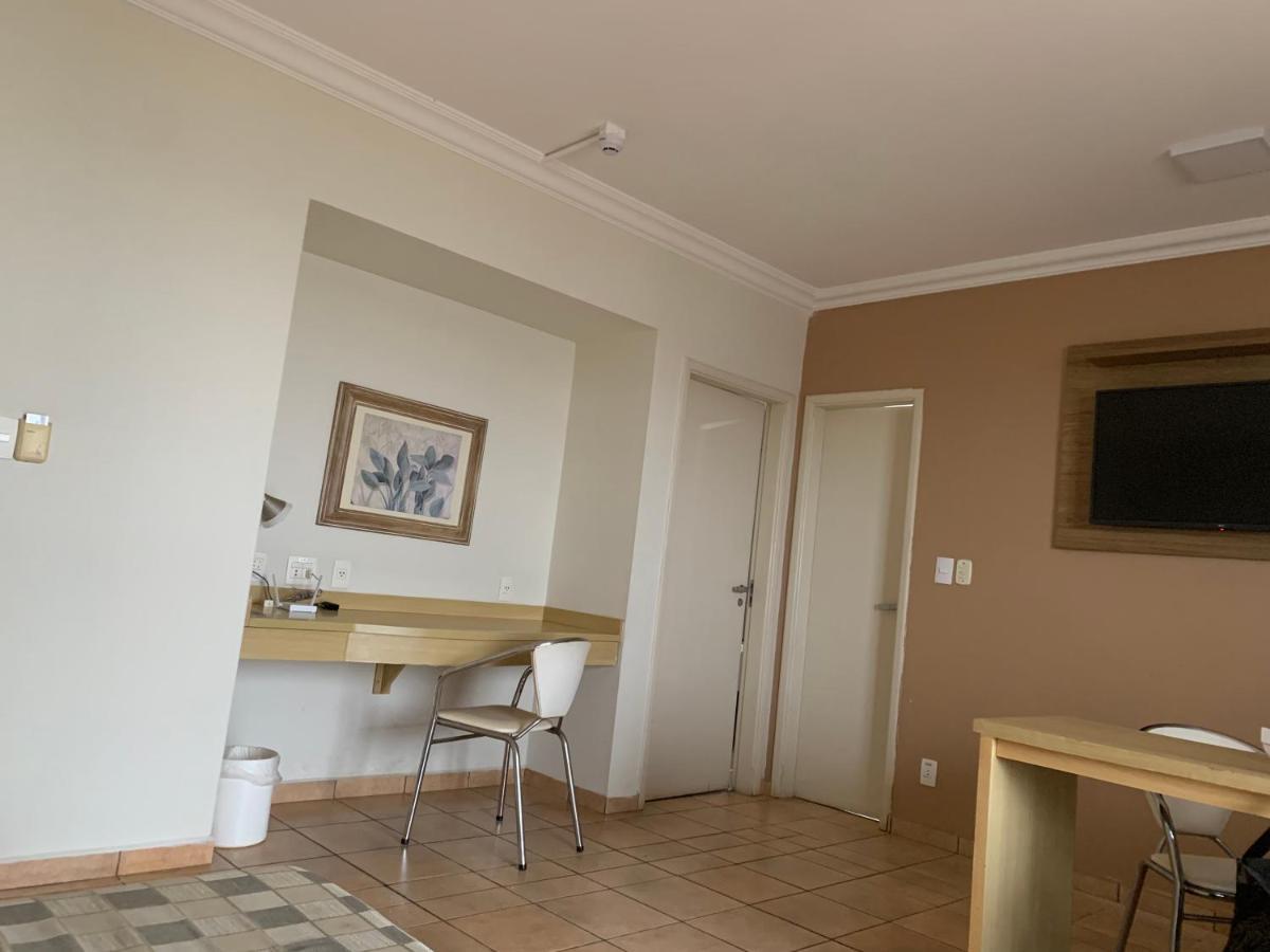 Flat Completo No Centro De Araxa - 902 Daire Dış mekan fotoğraf